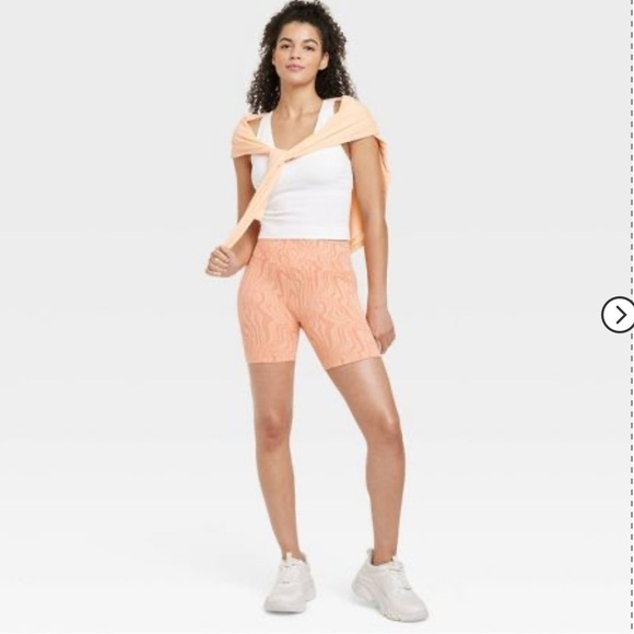 JoyLab Pants - Women's Swirl Seamless Bike Shorts 4"
- JoyLab™ new